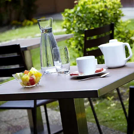 Campanile Hotel 3*